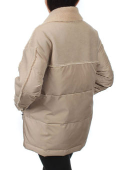 902 BEIGE Куртка зимняя облегченная женская (холлоффайбер 150 гр., искусственная дубленка) - Fashion фото 8
