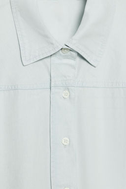 CAMISA FLUIDA MANGA CORTA / Azul claro