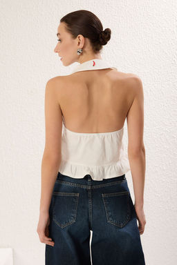 Trendyolmilla Beyaz Chili Biber Nak?sl? Crop Fitted Dokuma Bluz TWOSS25BZ00254