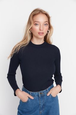 Trendyolmilla Siyah Dik Yaka Fitilli Esnek Fitted/Vucuda Oturan Orme Bluz TWOAW20BZ0200 фото 7