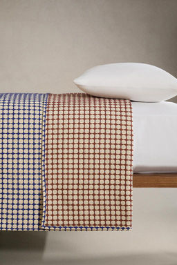 REVERSIBLE WAFFLE-KNIT COTTON BEDSPREAD X COLLAGERIE - Zara фото 4