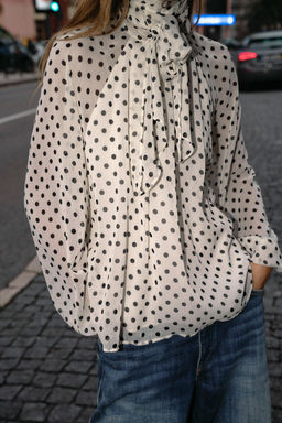 POLKA DOT PRINT BLOUSE - Zara фото 25