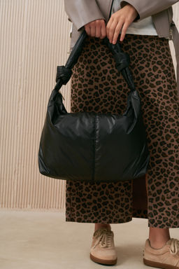 V69 501 02 Сумка женская