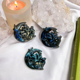 Фигурка резная Лиса "Кицунэ" из Лабрадора