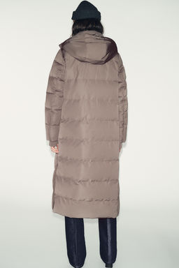 LONG WATER-REPELLENT AND WINDPROOF DOWN PUFFER JACKET WITH HOODIE - Zara фото 4