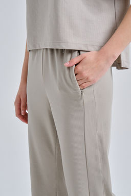 Брюки трикотажные Бледно-зеленый