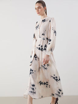 Bisiklet Yaka Desenli Elbise