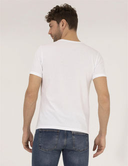 Beyaz Slim Fit Bask_l_ Bisiklet Yaka Ti__rt