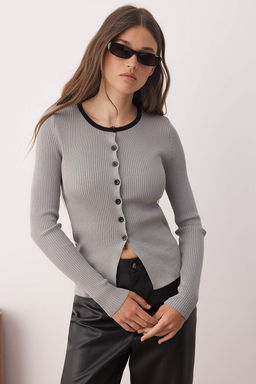 Gri Fitted/Vucuda Oturan Renk Bloklu Triko H?rka TWOAW26HI00170