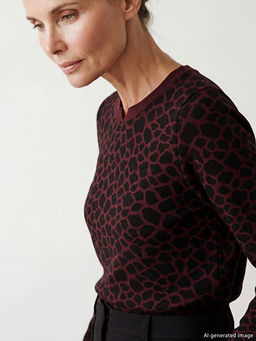 Ka??k Yaka Leopar Desenli Kad?n Ti??rt