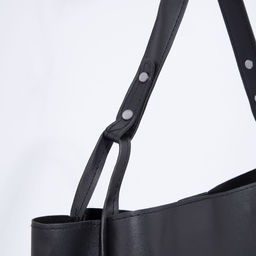 Сумка женская тоут на магните, чёрная