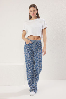 Koyu Mavi Jakarl? Cicek Desenli Normal Bel Wide Leg Jeans TWOSS25JE00202