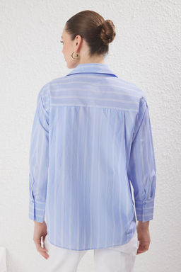 TRENDYOLMILLA Sar? Icinde Bustiyerli Cizgili Oversize Genis Kal?p Dokuma Gomlek TWOSS25GO00076  фото 3