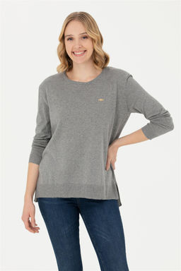 Женский серый меланжевый базовый свитер