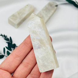 Кристалл-Генератор из Лунного камня