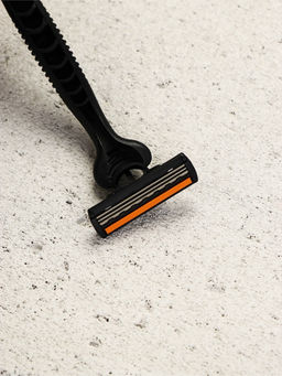 Подарочный набор: шампунь для волос 250 мл, гель для бритья 110 мл, гель для душа 250 мл, Чистое счастье