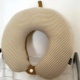 Подушка автомобильная полосатая, 30см (Белоруссия) в ассорт.