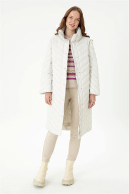 Женское каменное пальто