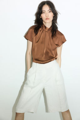 Blusa de sat?n con cuello elevado - H&m фото 4