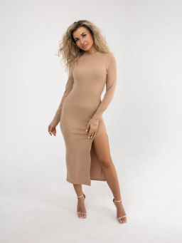 Платье женское, цвет бежевый