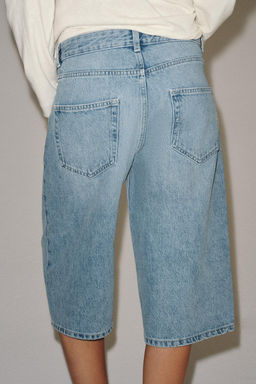 BERMUDA DENIM TIRO MEDIO ZW COLLECTION / Azul claro - Zara фото 3