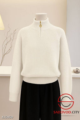 Свитер женский на полузамке
