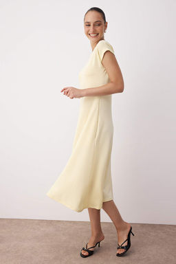 Kahverengi Ay Kol A-line/Can Ac?lan Bisiklet Yaka Maxi Orme Elbise TWOSS25EL00898 - Trendyolmilla фото 12