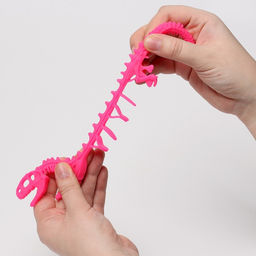 Цена за 4 шт. Антистресс сквиш мялка «Скелет динозавра», в шоубоксе, МИКС