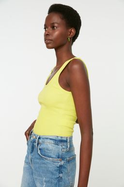 Sar? Fitted/Vucuda Oturan Havuz Yaka Fitilli Esnek Orme Atlet TWOSS22AL0042