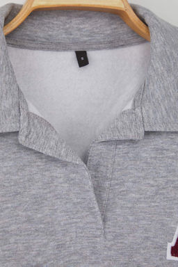 Teen Siyah Duz Regular/Normal Kal?p Orme Sweatshirt TWOAW26SW00049 - Trendyolmilla фото 7