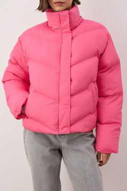 TRENDYOLMILLA Siyah Regular Su Itici Sisme Mont TWOAW24MO00048  фото 67