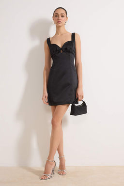 Siyah Saten Fiyonk Detayl? Mini Elbise TPRSS26EL00034