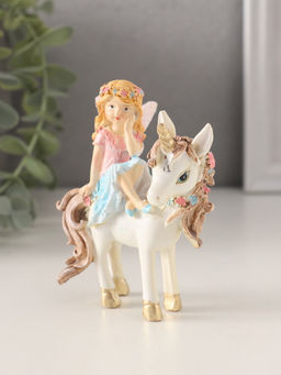 Фигурка полистоун Девочка-фея верхом на единороге, 8.5?5?10 см
