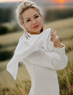 K13593 Платок 90/90 хлопок, вискоза СВ_БЕЖЕВЫЙ