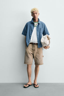BERMUDA RELAXED FIT BOLSILLO CARPINTERO / Arena