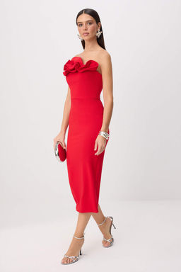 K_rm_z_ 3 Boyutlu Yaka Detayl_ V_cudu Saran Maxi Party Elbise TPRSS26EL00204