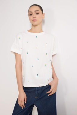 Ekru Regular/Normal Kal?p Dusuk Kol K?sa Kollu Nak?sl? Tok %100 Pamuk Orme Bluz TWOSS26TS00001