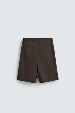 BERMUDA RELAXED FIT PLIEGUES / Chocolate