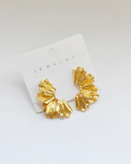 Стильные серьги