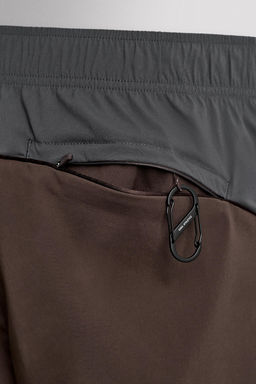 COLOUR BLOCK FOOTBALL TECHNICAL TROUSERS - Zara фото 10