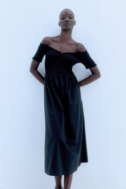 Vestido off-the-shoulder con cuerpo nido de abeja