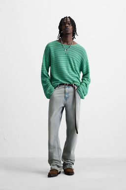 TEXTURED KNIT SWEATER