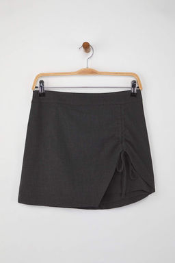 Teen Antrasit Buzgu Detayl? Etek Gorunumlu Mini Sort & Bermuda TWOAW26SR00028