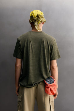 CAMISETA T?CNICA JACQUARD RAYAS / Verde medio - Zara фото 3