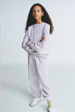 SWEATSHIRT AND JOGGER TROUSERS CO-ORD WITH LABEL