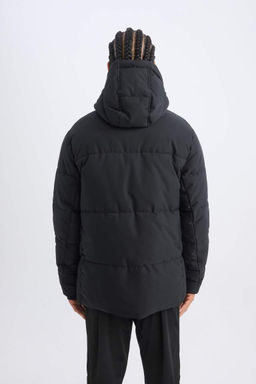 Водоотталкивающее пальто приталенного кроя с капюшоном и застежкой-молнией DeFactoFit из шелковой ткани с карманами  фото 8