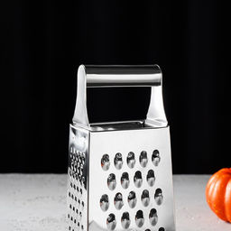 Тёрка четырёхгранная Доляна «Металлик», 9×7×19 см, хромированная