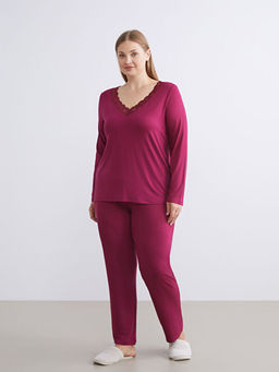 V Yaka Dantel Detayl? Kad?n Pijama Tak?m?