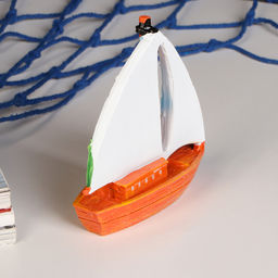 Сувенирная модель корабля «Парусник морской», фигурка полистоун, 10×11 см