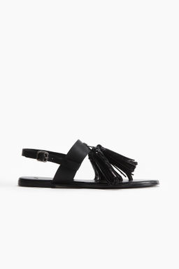 Sandalias con borlas